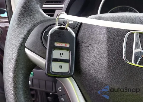 2015 Honda Fit Ex/Ex-L z USA, uszkodzony, nr VIN 3HGGK5H8XFM777521